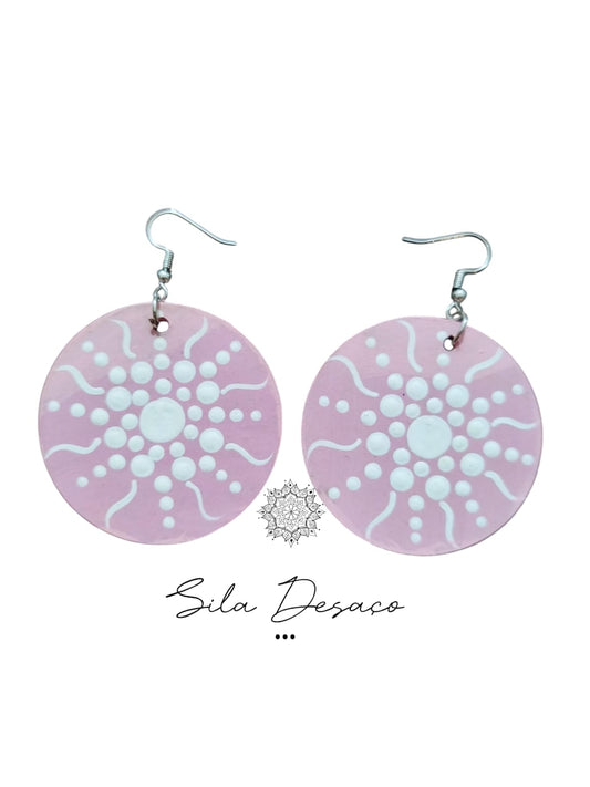 Brinco rosa e branco