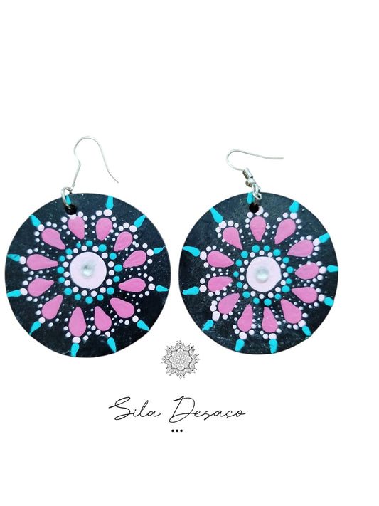 Brinco preto e rosa